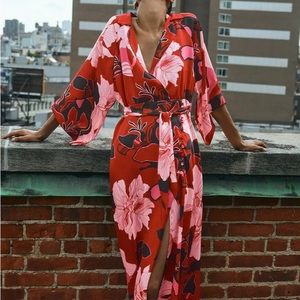 Zara Kimono style dress - Size XXL - Worn Once